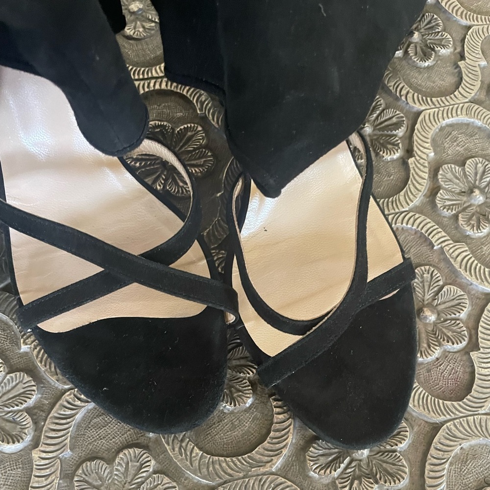 Bootie Shoe - Picture 4 of 7